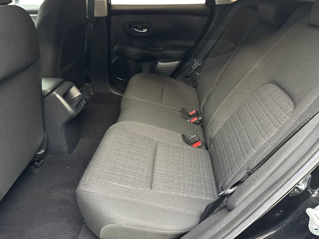 Used 2025 Honda HR-V LX image 32