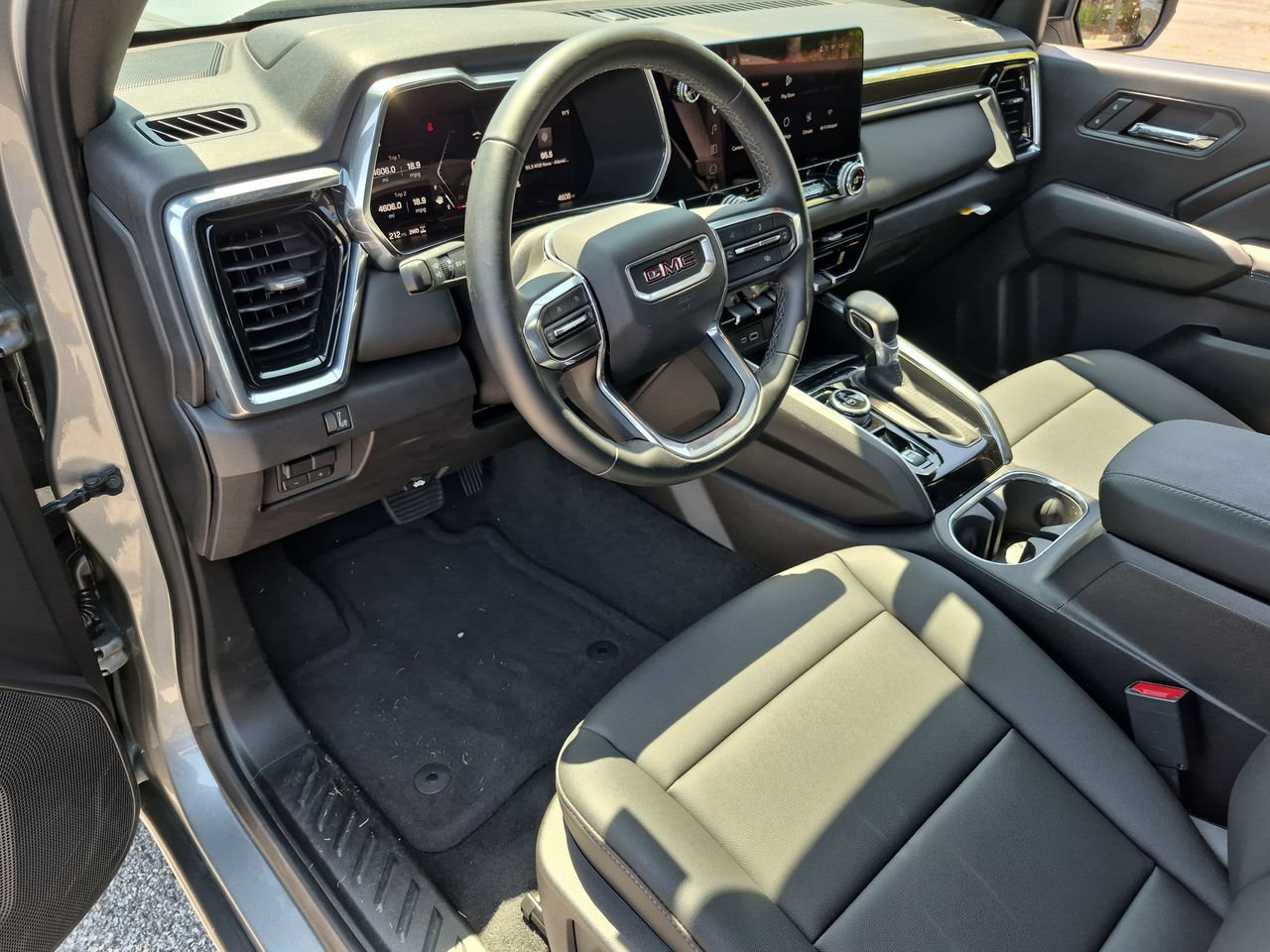 Used 2026 GMC Canyon Elevation w/ Convenience Package AWD/4WD image 10