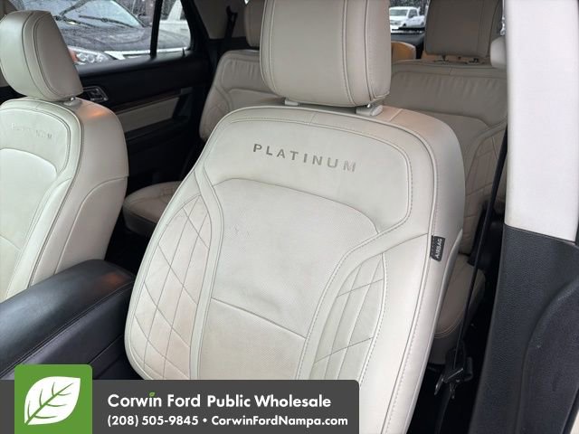 Used 2018 Ford Explorer Platinum image 24