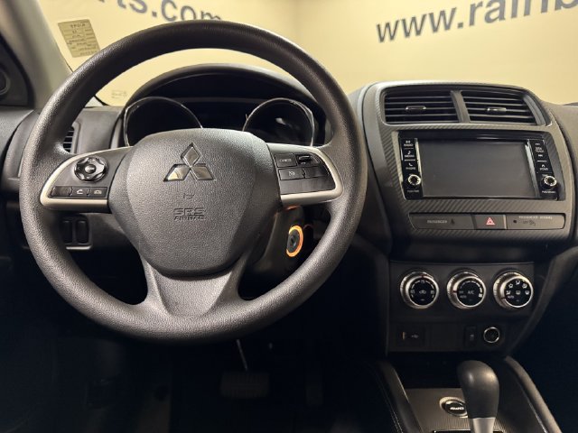 Used 2025 Mitsubishi Outlander Sport ES AWD/4WD image 9
