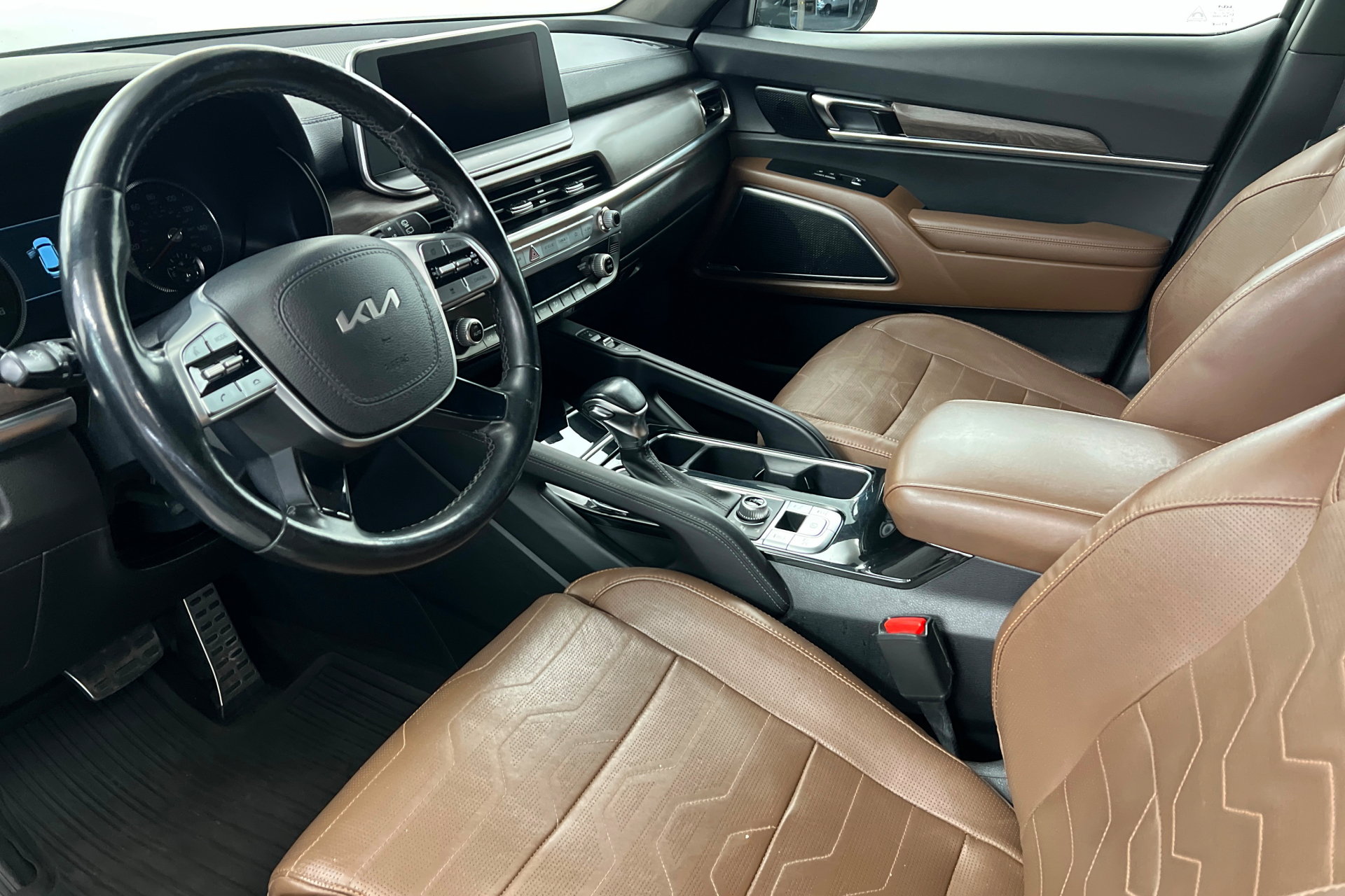 Used 2022 Kia Telluride SX w/ SX Prestige Package AWD/4WD image 16