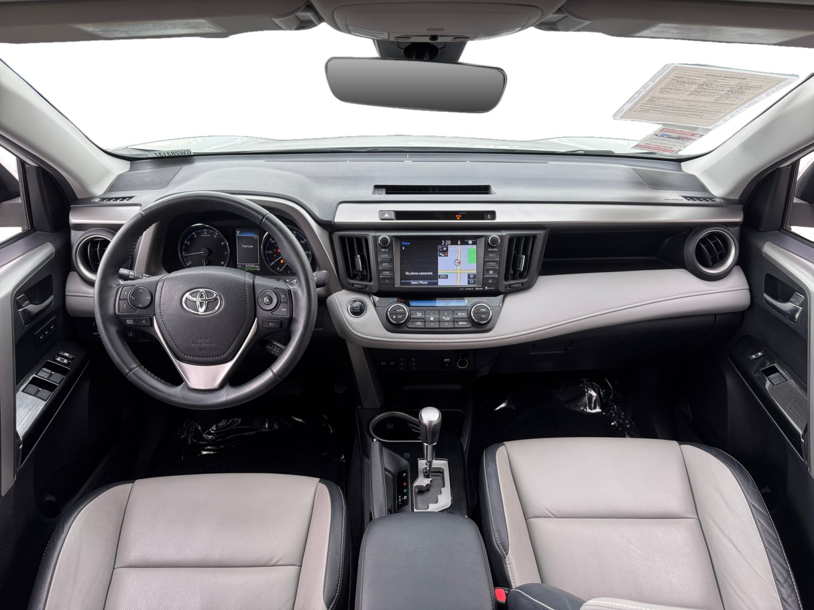 Used 2016 Toyota RAV4 Limited FWD image 10