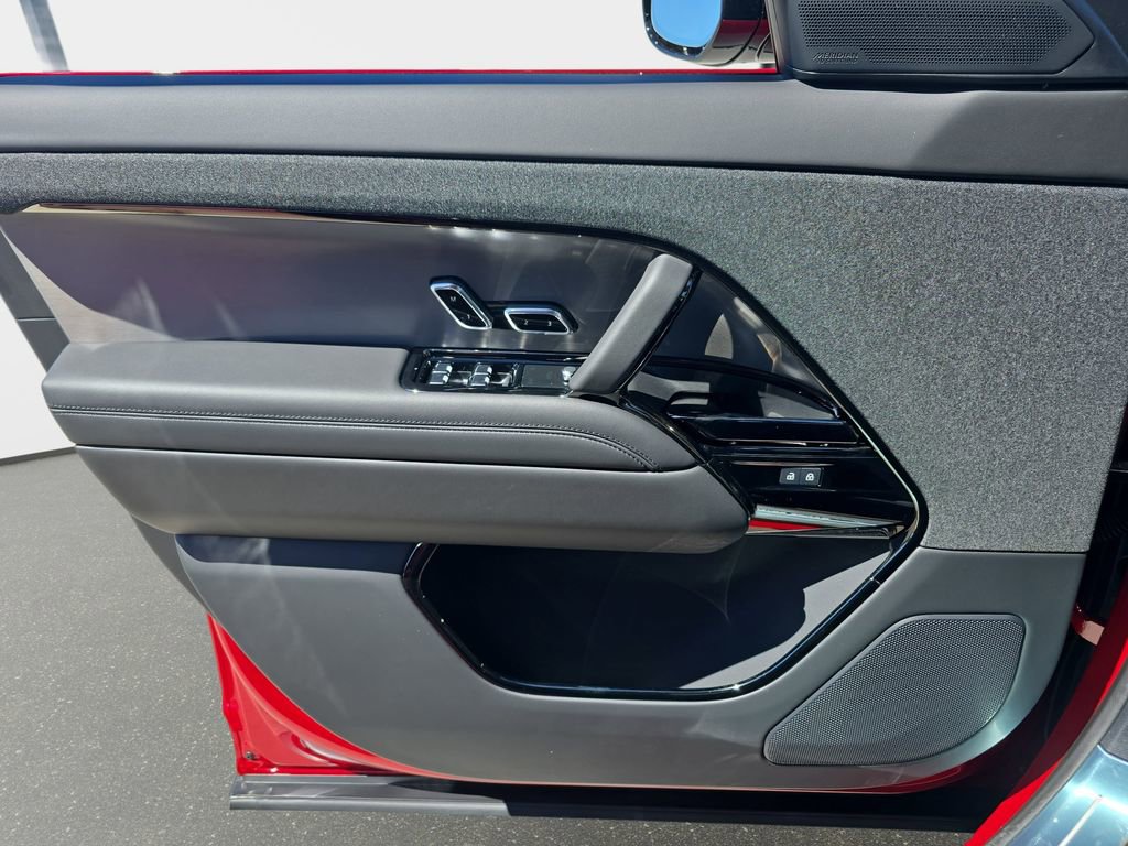 New 2026 Land Rover Range Rover Sport SE AWD/4WD image 28