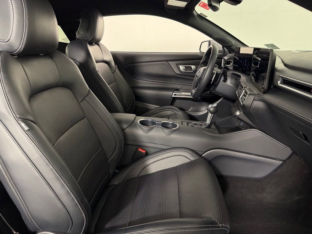 Used 2025 Ford Mustang GT Premium w/ 60th Anniversary Package image 32