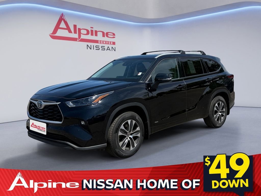 Used 2022 Toyota Highlander XLE