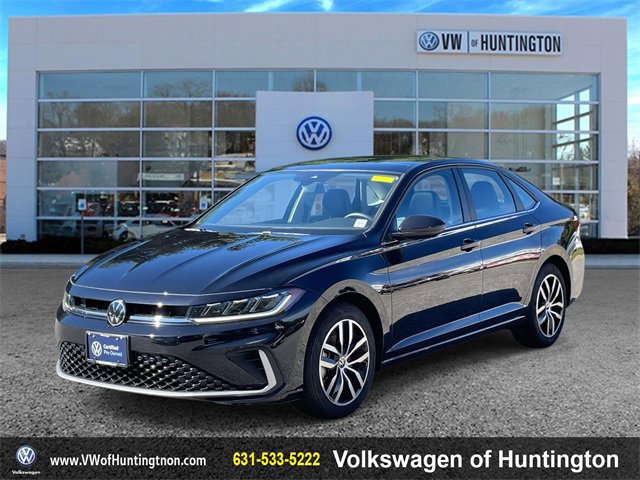 Certified 2025 Volkswagen Jetta SE w/ Sunroof Package image 2