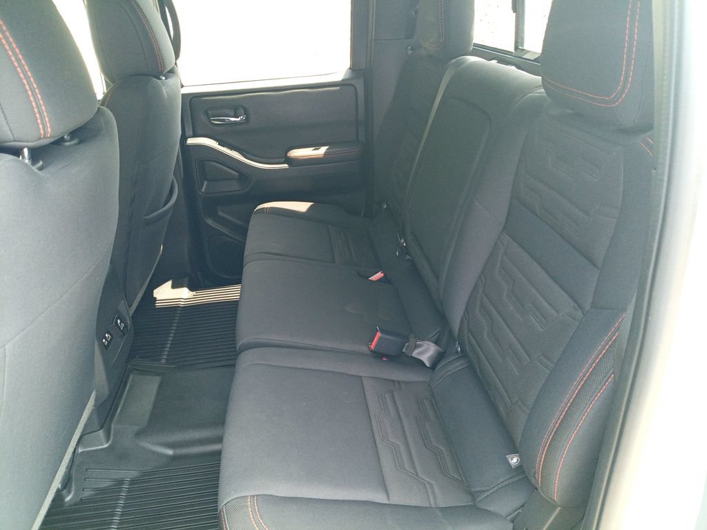Used 2023 Nissan Frontier PRO-4X w/ Pro Convenience Package AWD/4WD image 24