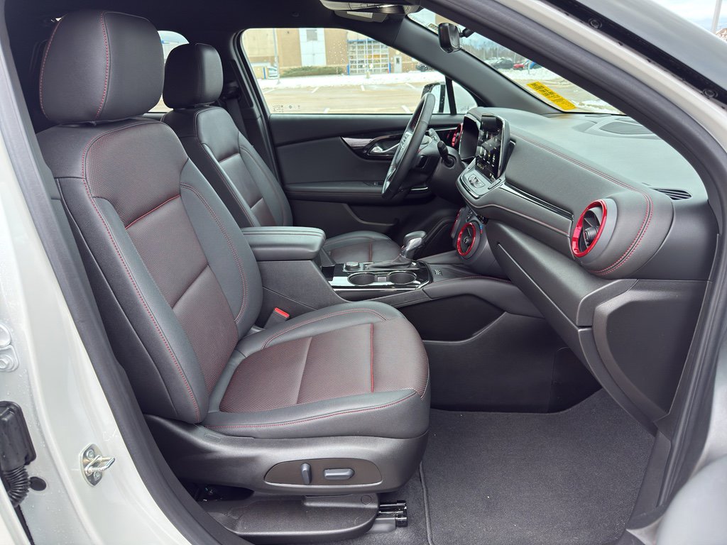 Certified 2023 Chevrolet Blazer RS w/ Driver Confidence II Package image 52