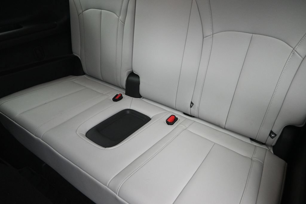 Certified 2026 INFINITI QX60 Pure w/ Cargo Package FWD image 17