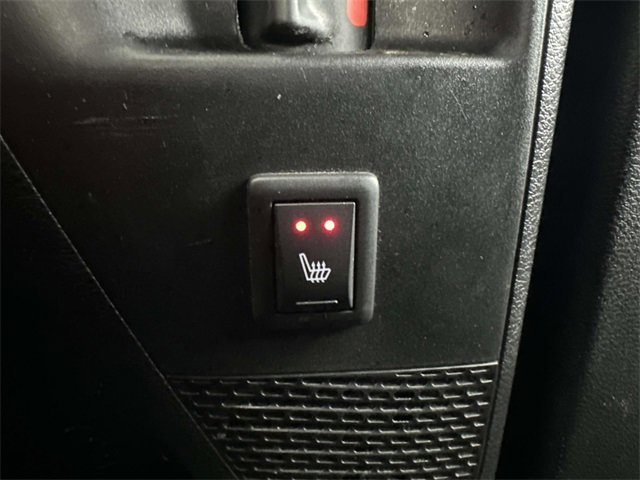 Used 2021 Chrysler Pacifica Touring-L w/ Uconnect Theater Family Group image 39