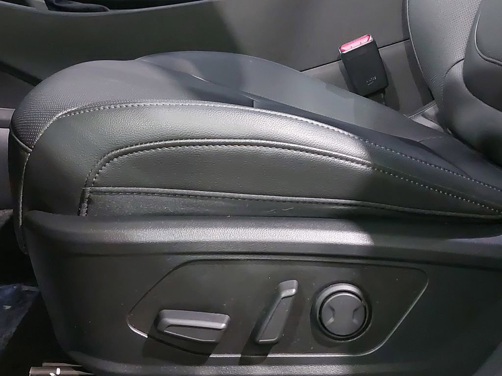 Certified 2025 Hyundai Santa Cruz SEL image 29