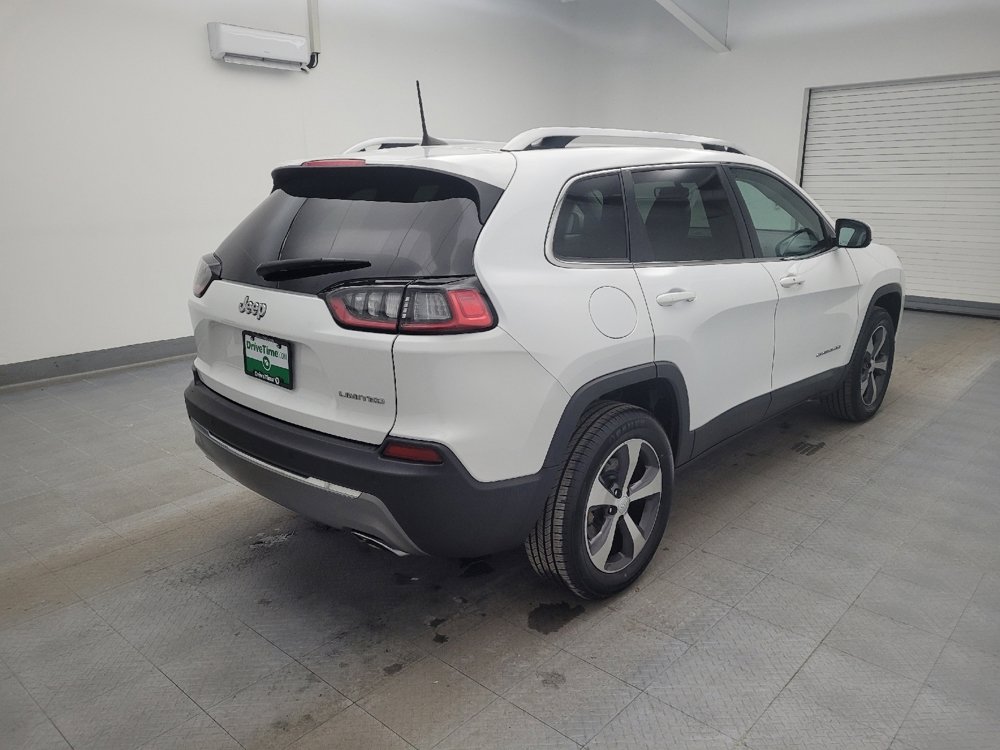 Used 2019 Jeep Cherokee Limited image 9