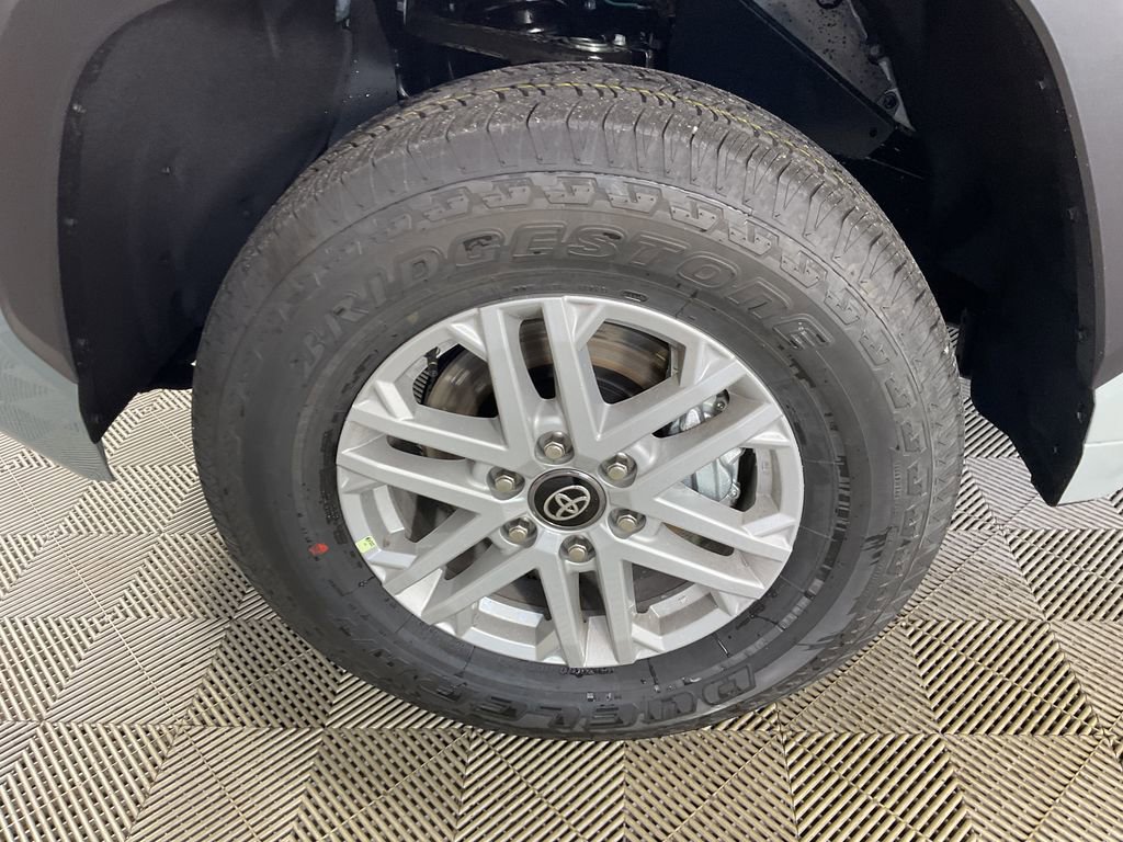 New 2026 Toyota Tundra SR5 image 4