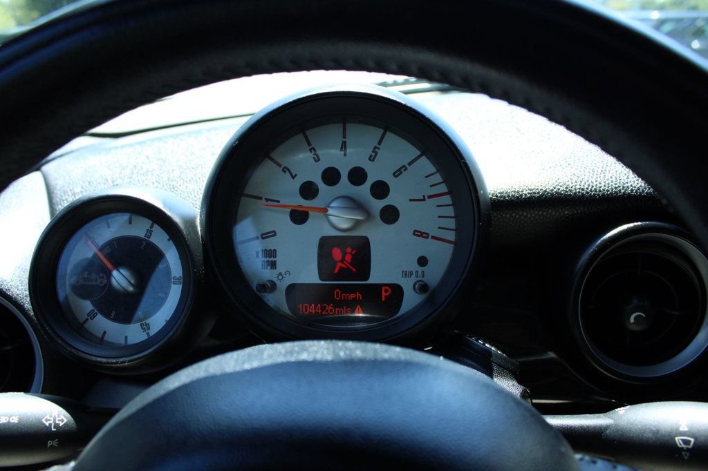 Used 2011 MINI Cooper Convertible FWD image 18