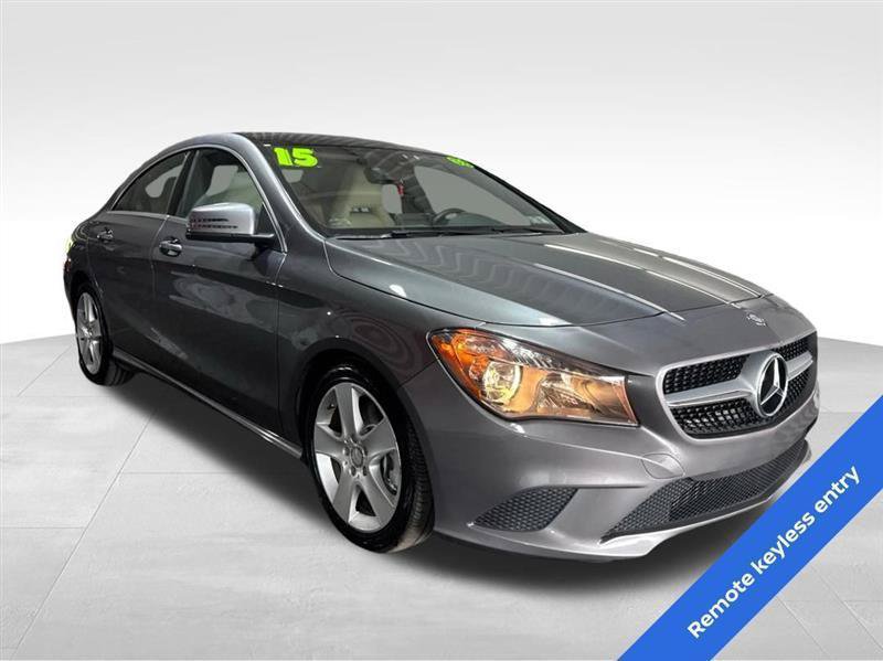 Used 2015 Mercedes-Benz CLA 250 4MATIC image 3
