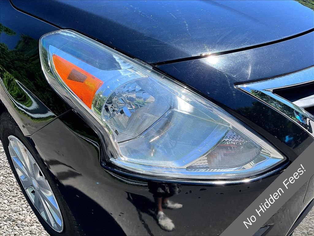 Used 2019 Nissan Versa SV FWD image 21