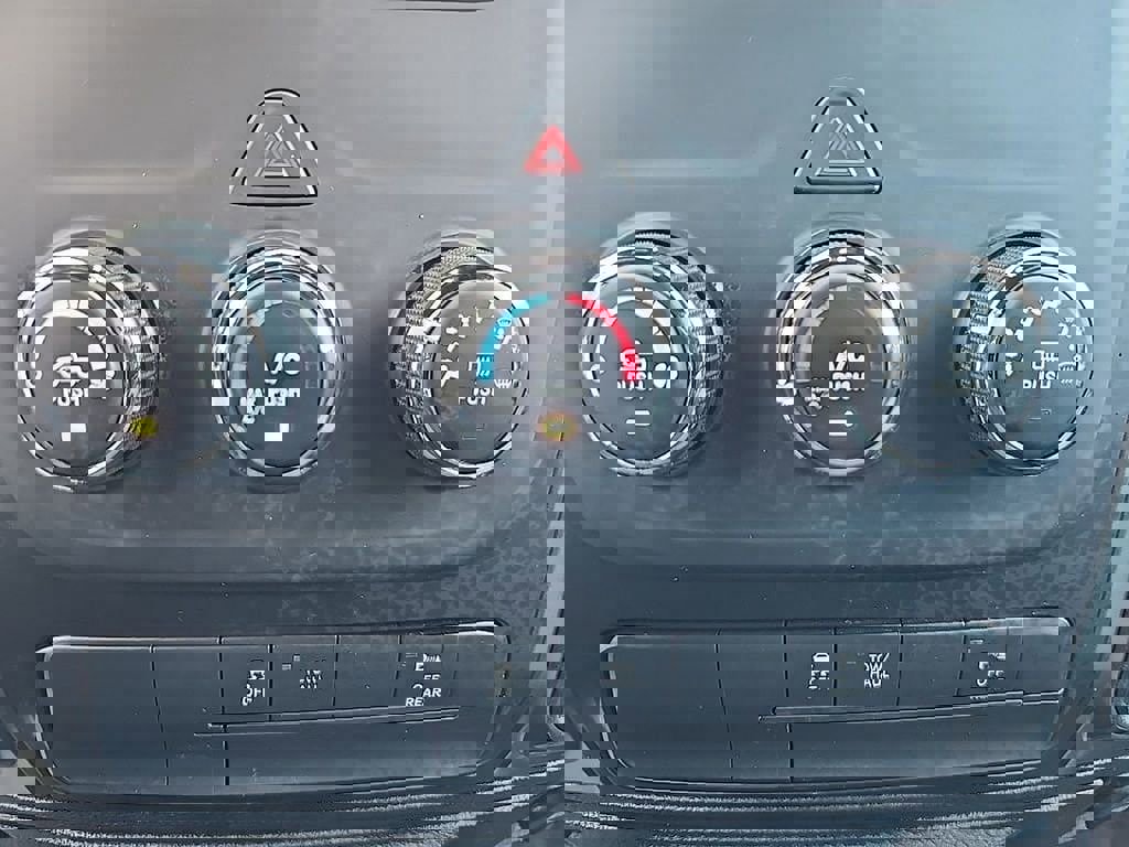 Used 2021 RAM 1500 Classic Warlock image 19