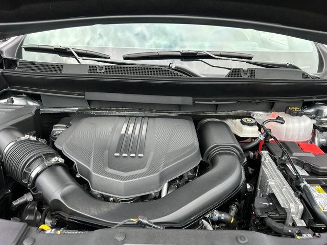 Used 2025 Chevrolet Traverse Z71 w/ Driver Confidence Package AWD/4WD image 35