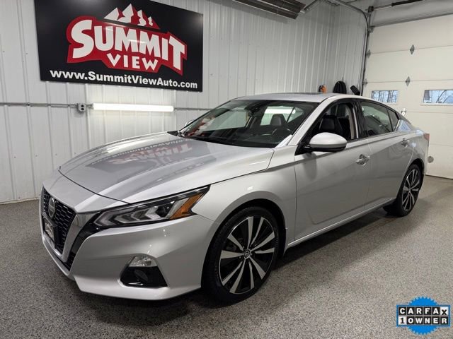 Used 2019 Nissan Altima 2.5 Platinum image 1