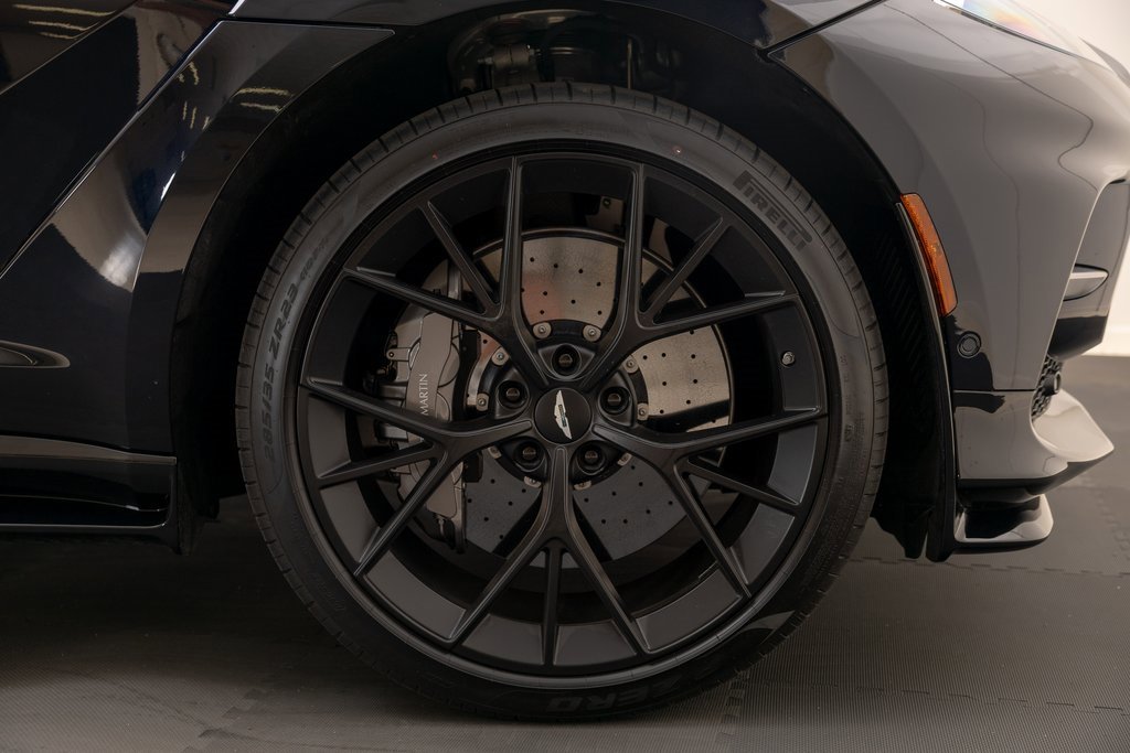 New 2025 Aston Martin DBX 707 image 41