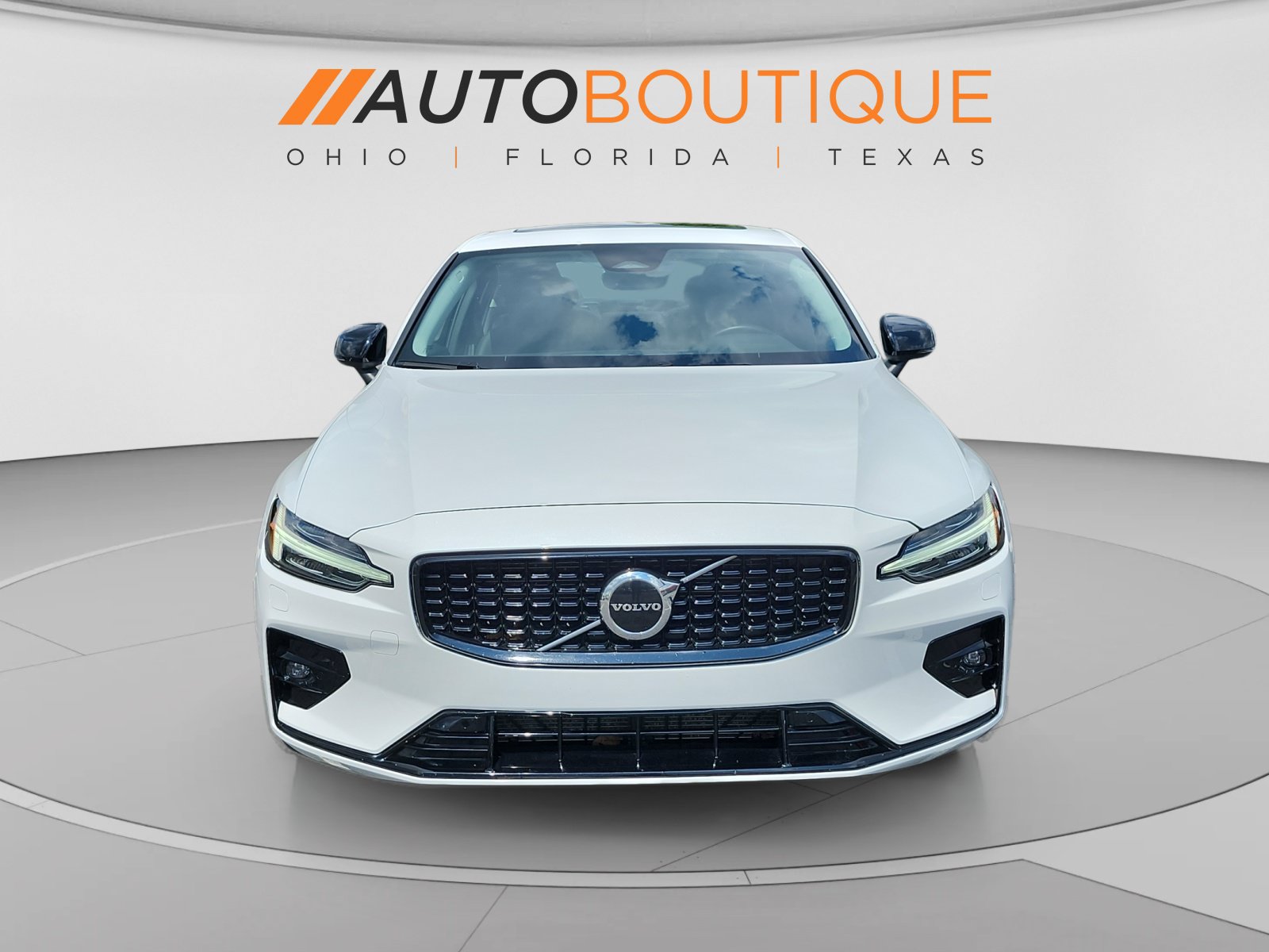 Used 2024 Volvo S60 B5 Core FWD image 8