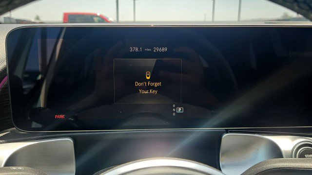 Used 2023 Mercedes-Benz GLB 250 image 12