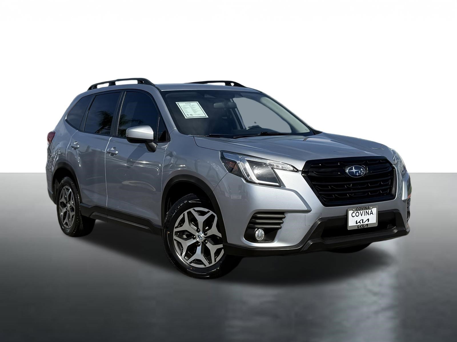 Used 2022 Subaru Forester Premium image 1