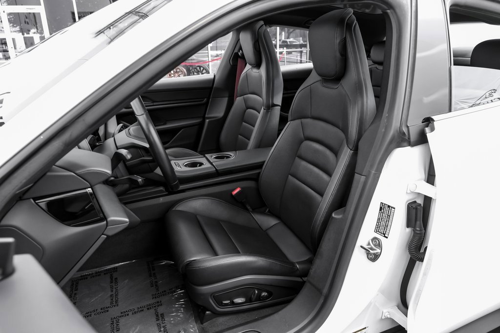 Used 2022 Porsche Taycan image 43