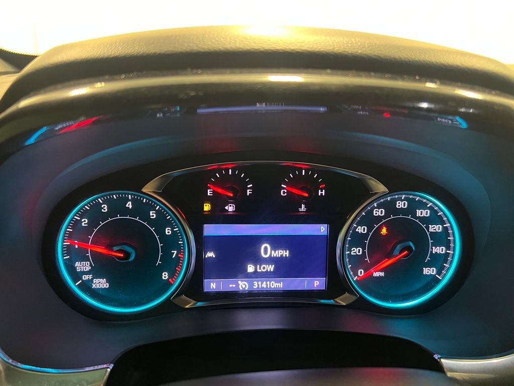 Used 2023 Chevrolet Traverse LT FWD image 21