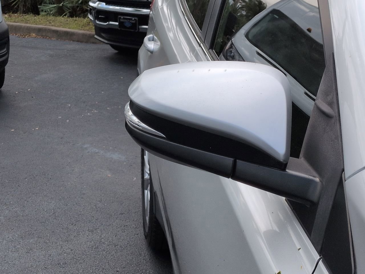 Used 2014 Toyota RAV4 Limited image 11