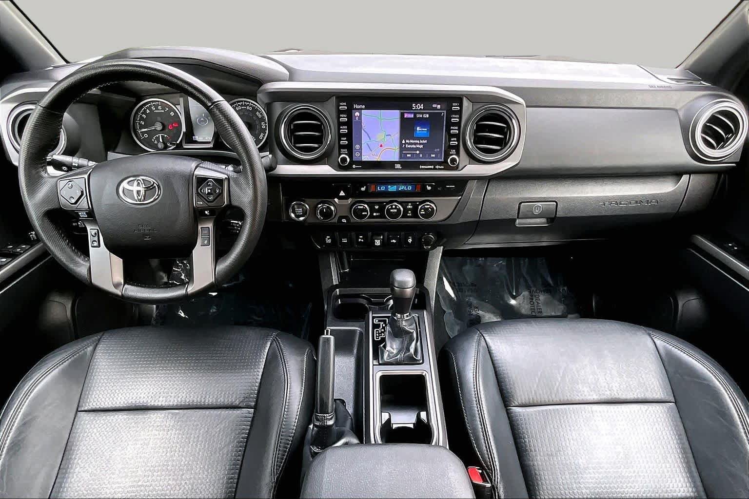 Used 2022 Toyota Tacoma TRD Sport w/ TRD Premium Sport Package AWD/4WD image 16