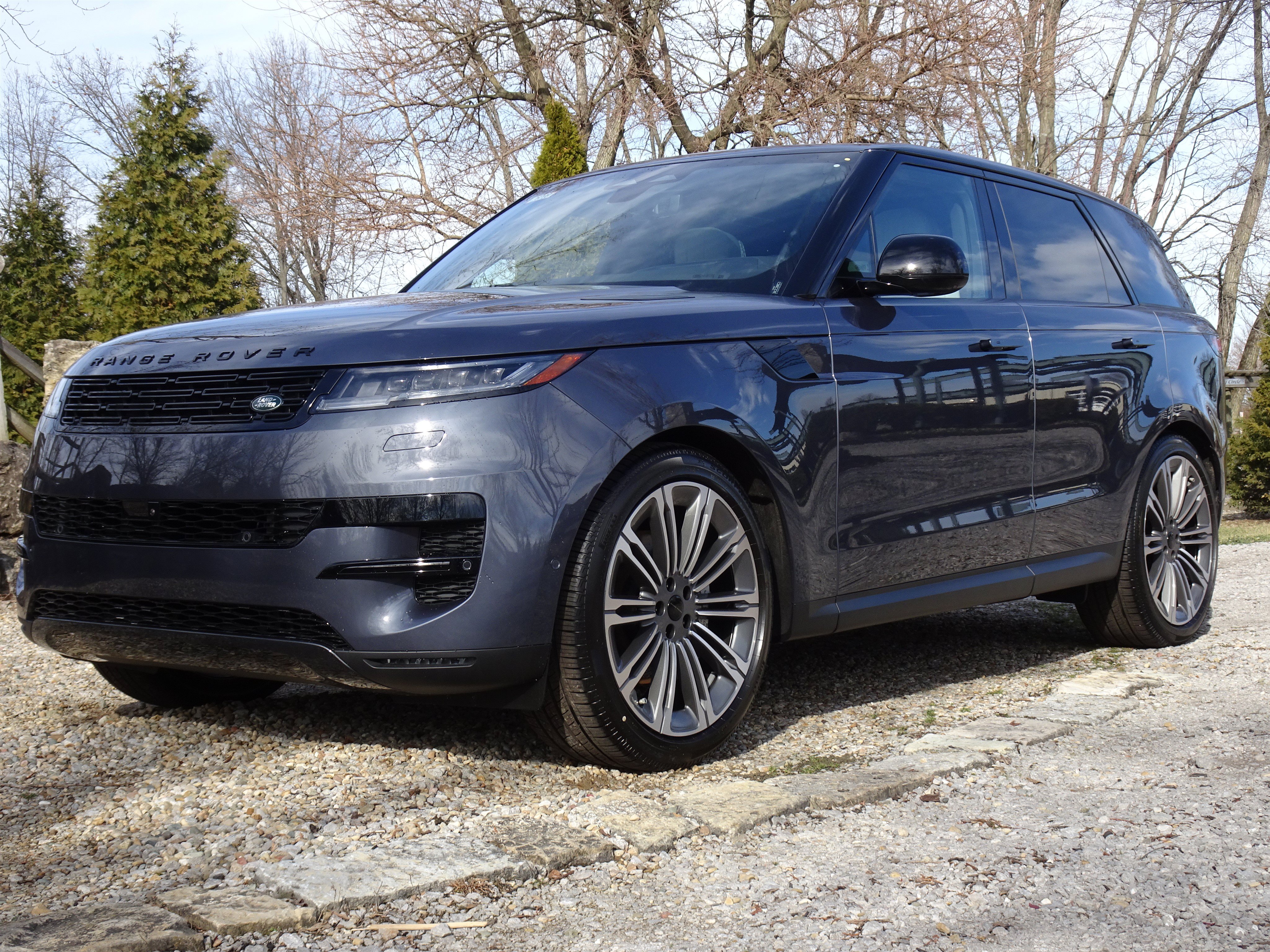 Certified 2026 Land Rover Range Rover Sport SE AWD/4WD image 6