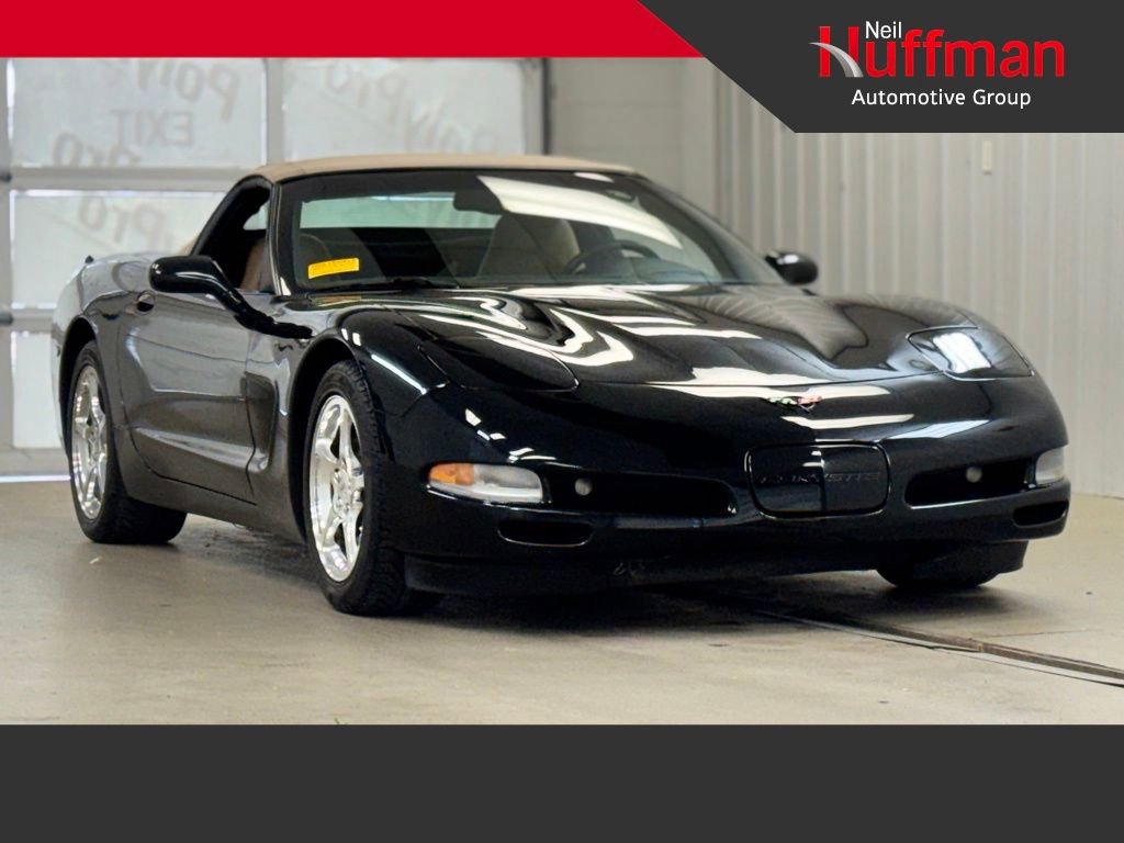 Used 2002 Chevrolet Corvette Convertible w/ Preferred Equipment Group2 RWD image 1