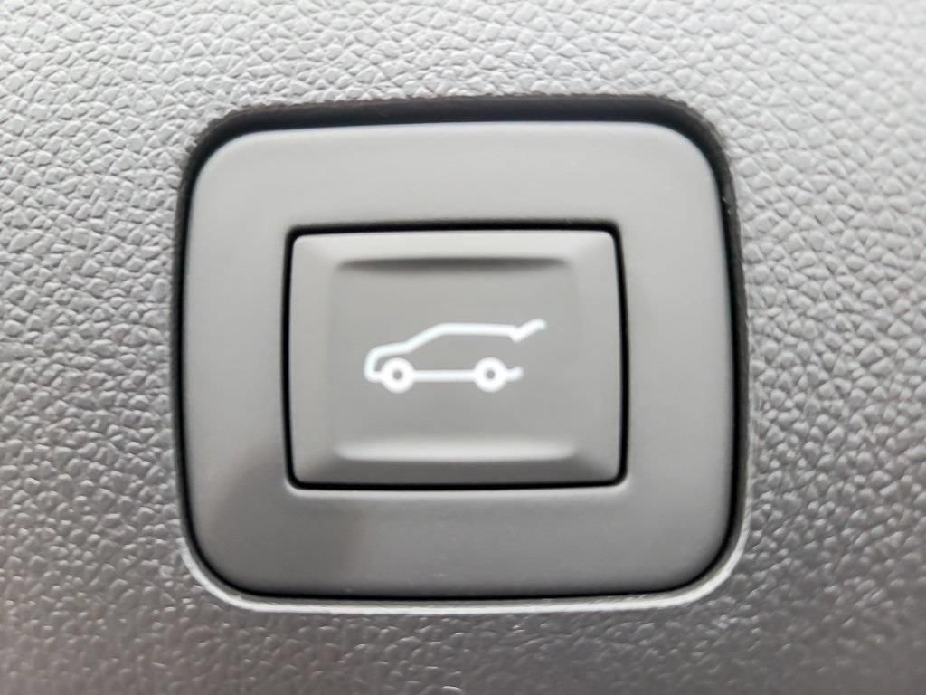 New 2026 Buick Encore GX Avenir w/ Avenir Technology Package AWD/4WD image 19
