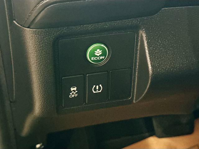 Used 2016 Honda HR-V LX image 11