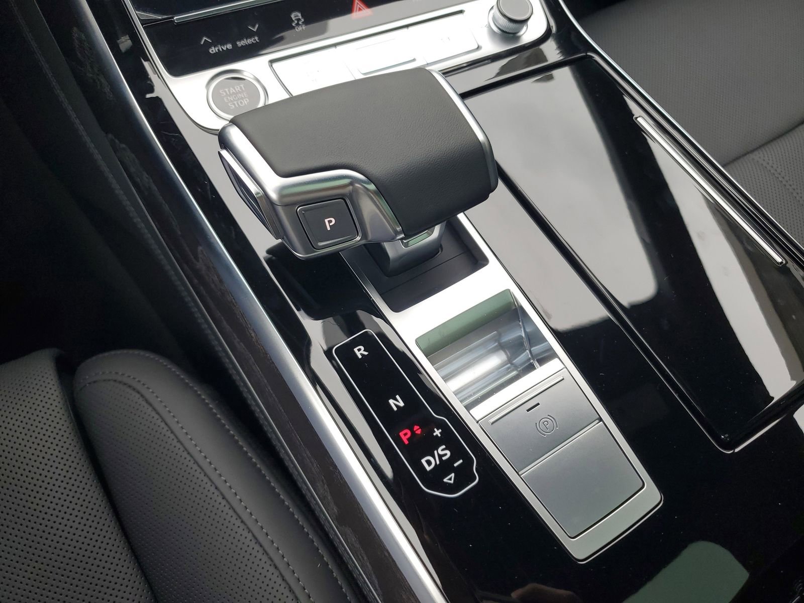 New 2026 Audi A8 L 3.0T AWD/4WD image 29