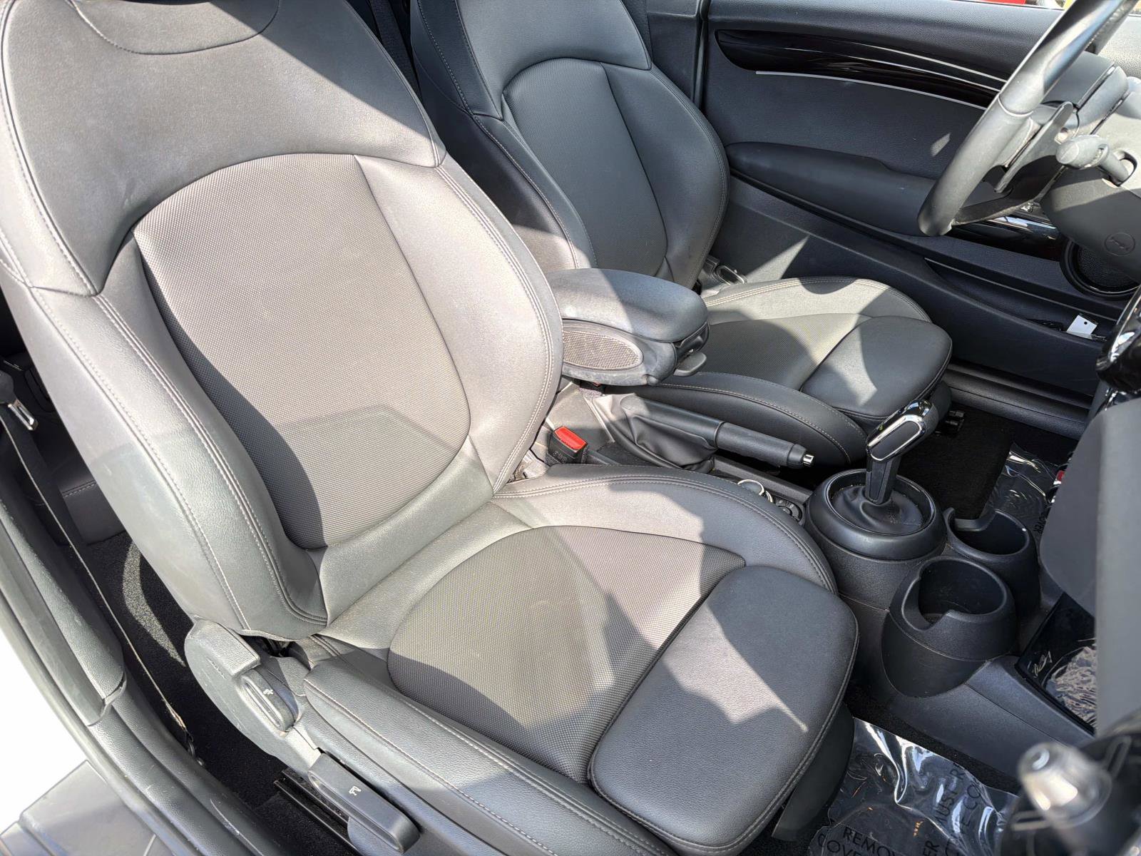 Used 2024 MINI Cooper S image 23