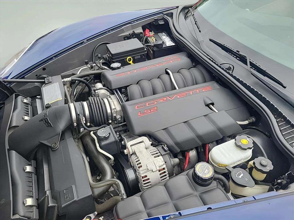 Used 2005 Chevrolet Corvette Coupe w/ Preferred Equipment Group image 9