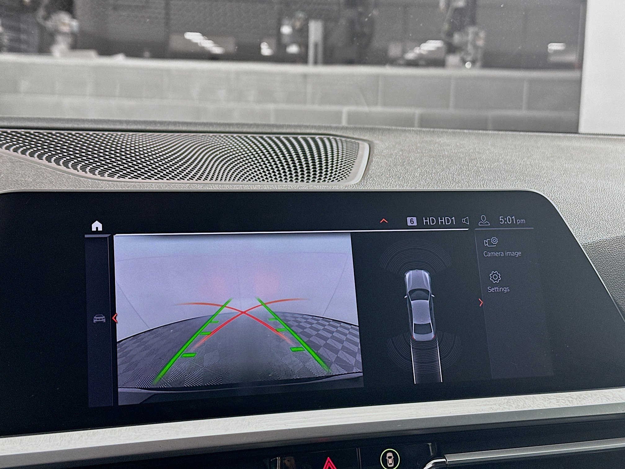 Used 2019 BMW 330i Sedan w/ Premium Package image 21