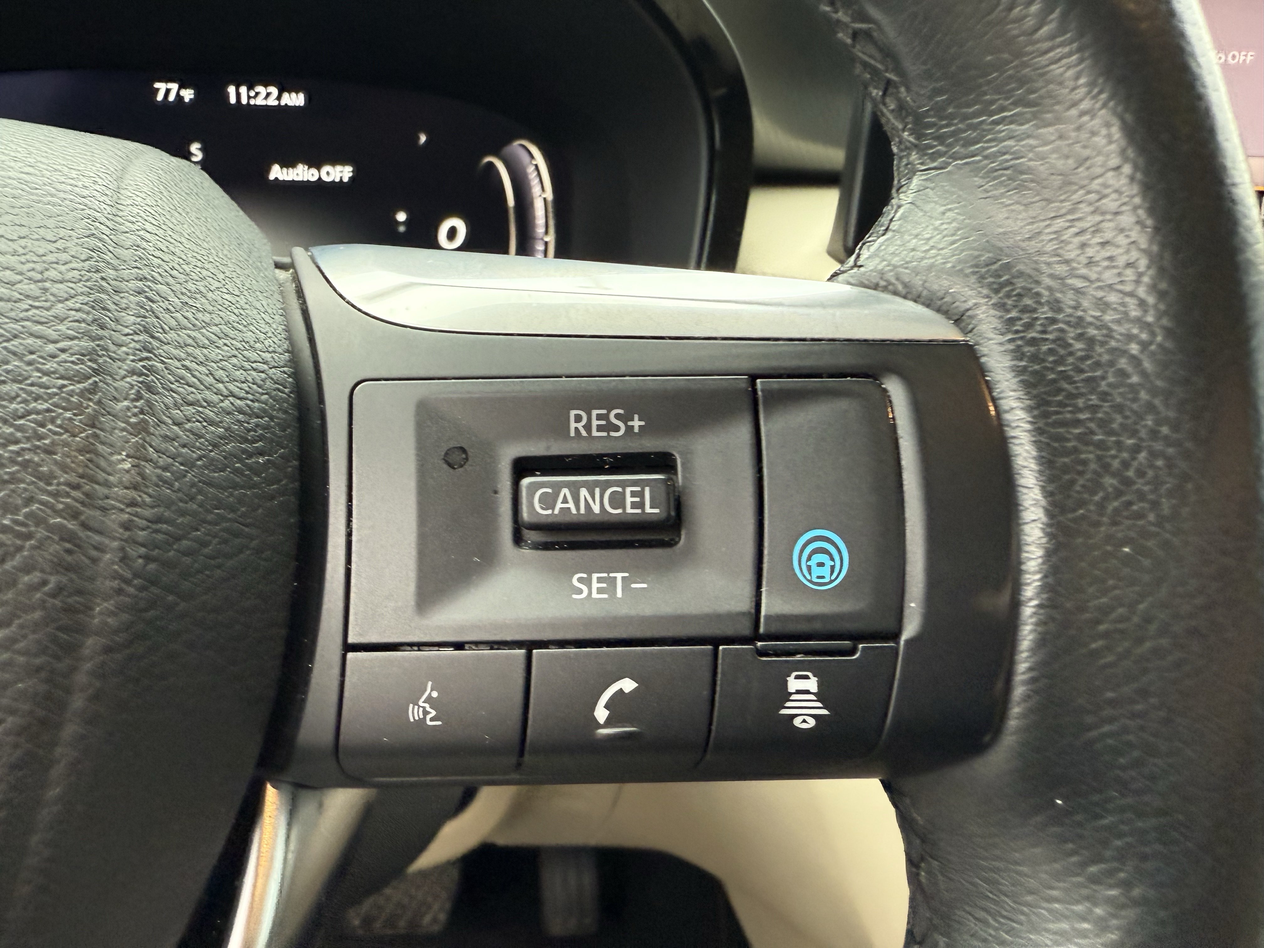 Used 2023 INFINITI QX60 Luxe w/ Cargo Package FWD image 20