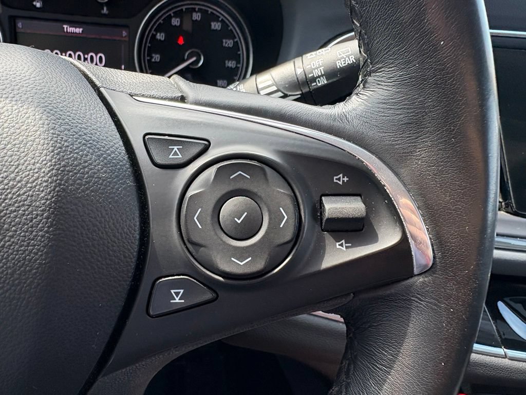 Used 2021 Buick Enclave Essence FWD image 20