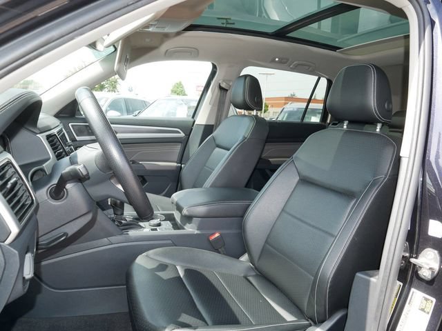Certified 2023 Volkswagen Atlas SEL R-Line AWD/4WD image 15
