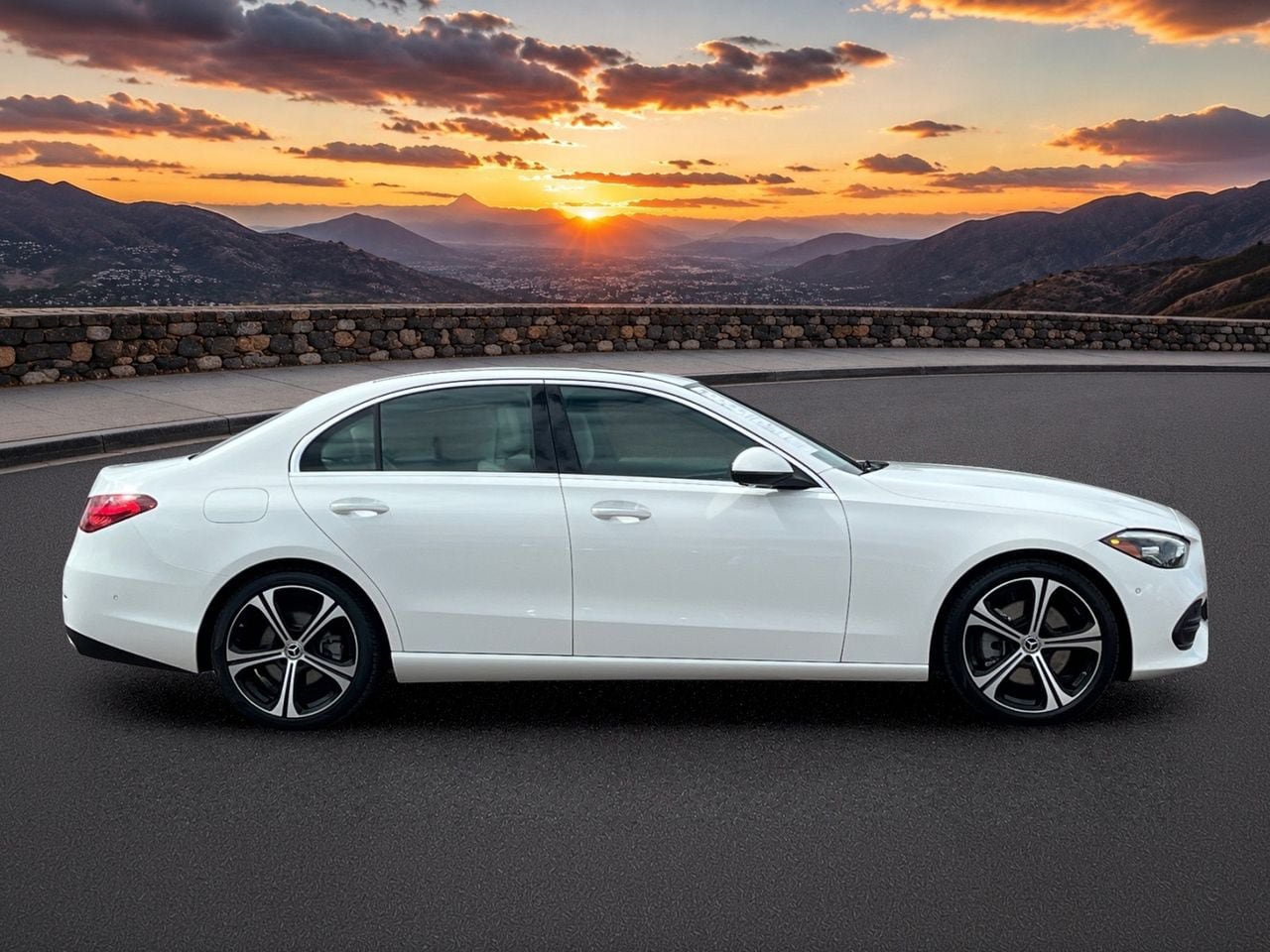 Used 2025 Mercedes-Benz C 300 Sedan image 6