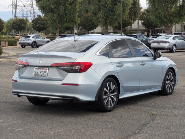 Used 2022 Honda Civic EX image 5