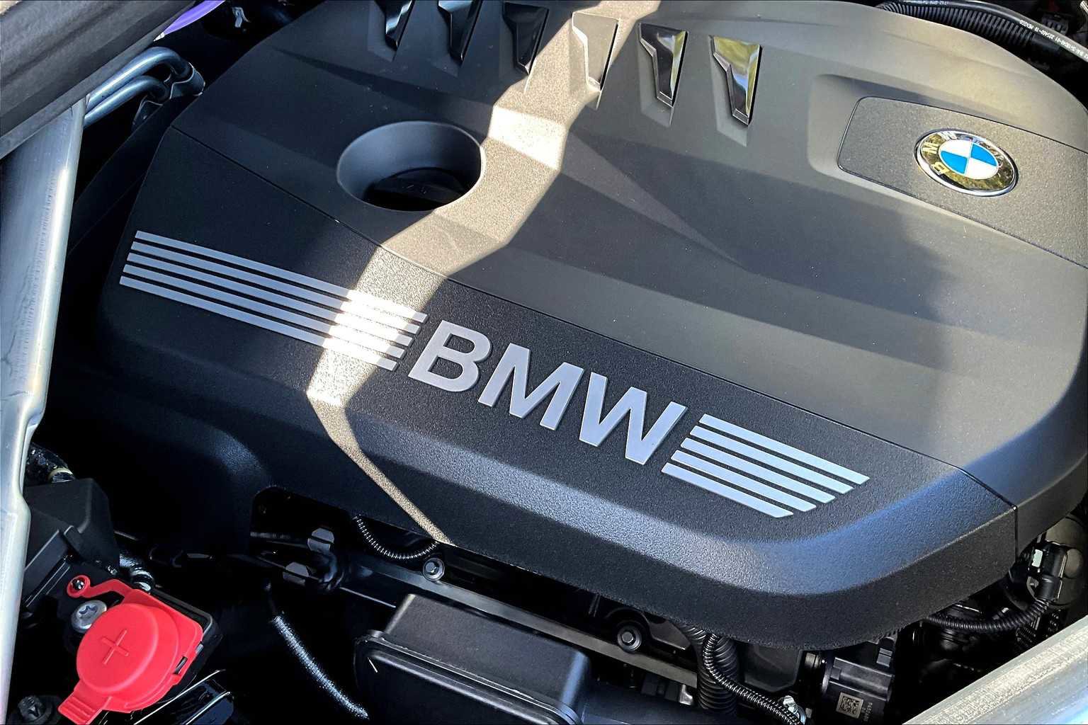 New 2026 BMW X5 sDrive40i w/ M Sport Package image 17