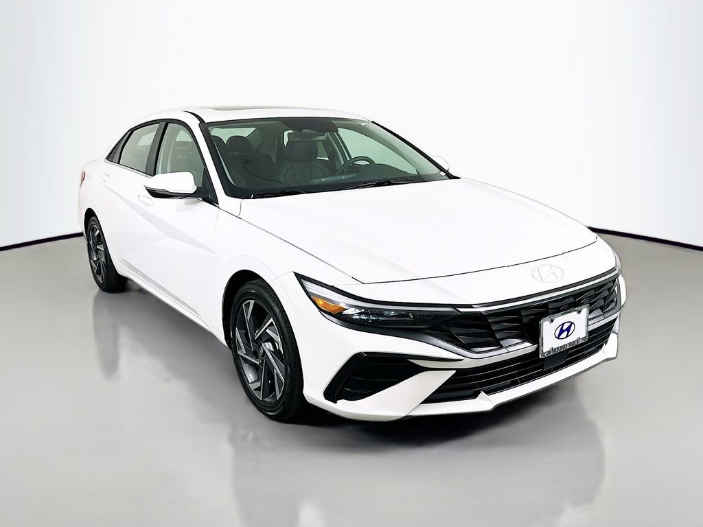 New 2026 Hyundai Elantra Limited w/ Cargo Package image 3