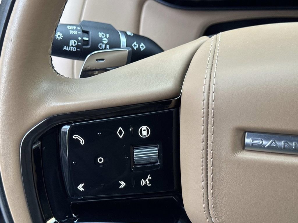 Certified 2025 Land Rover Range Rover Sport Dynamic SE image 29