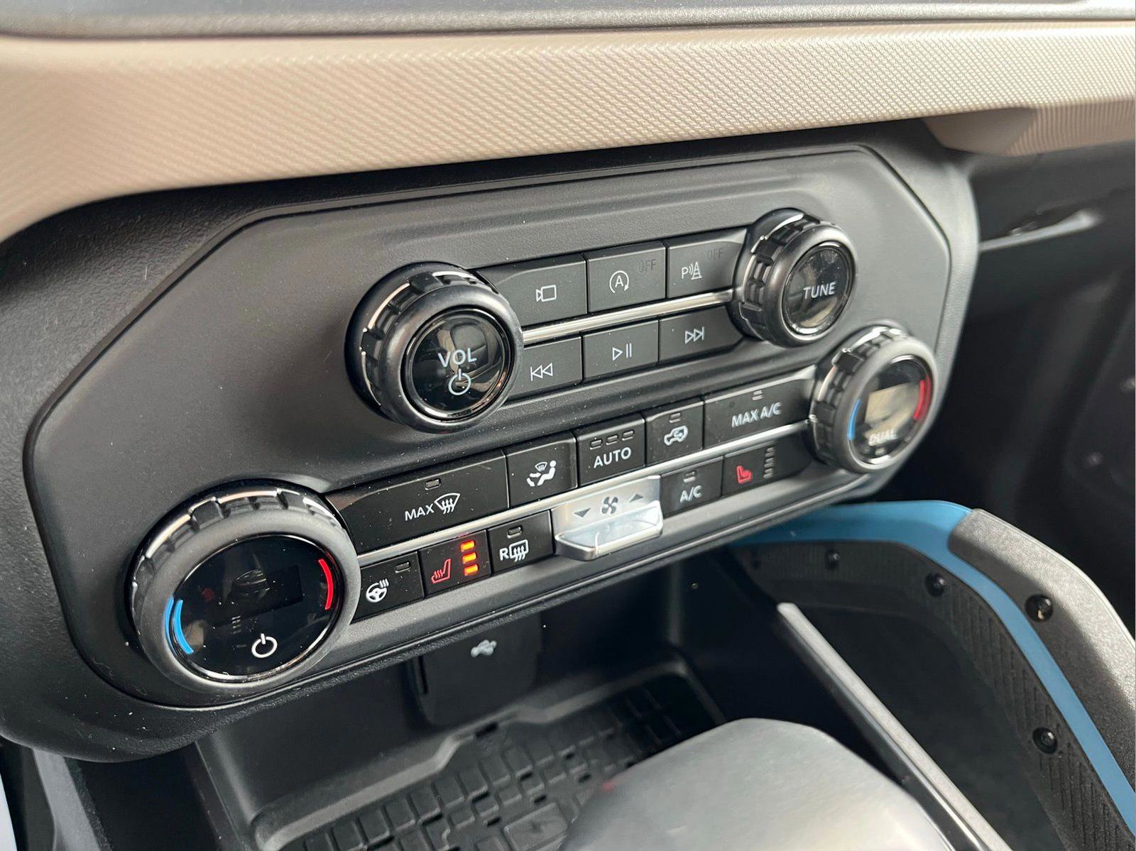 Used 2024 Ford Bronco Wildtrak image 19