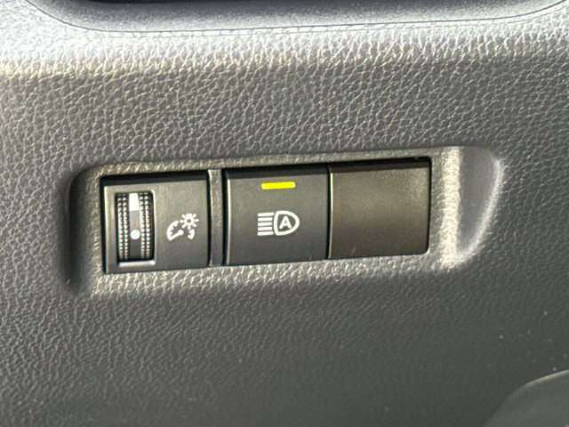 Used 2024 Toyota RAV4 LE FWD image 21