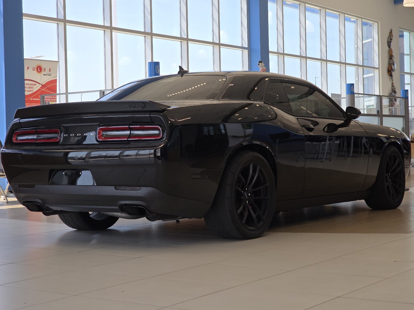 Used 2023 Dodge Challenger SRT Hellcat RWD image 15